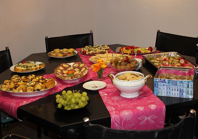 Th Buffet1